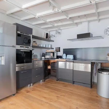 빌라 Le Loft By Festif Azur 4 Stars House With Garden, 5 Min Walk From Palais Des Festivals, Beaches And Croisette
